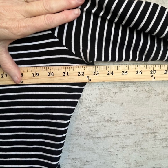 Hell Bunny Women's Striped Shirt Top Ruffled Velvet Neck Black White Stretchy - Picture 14 of 16